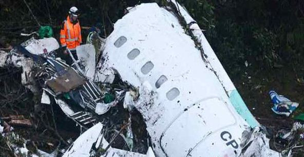 Τραγωδία στο Ιλλινόις: Έξι νεκροί από συντριβή αεροπλάνου (εικόνες)